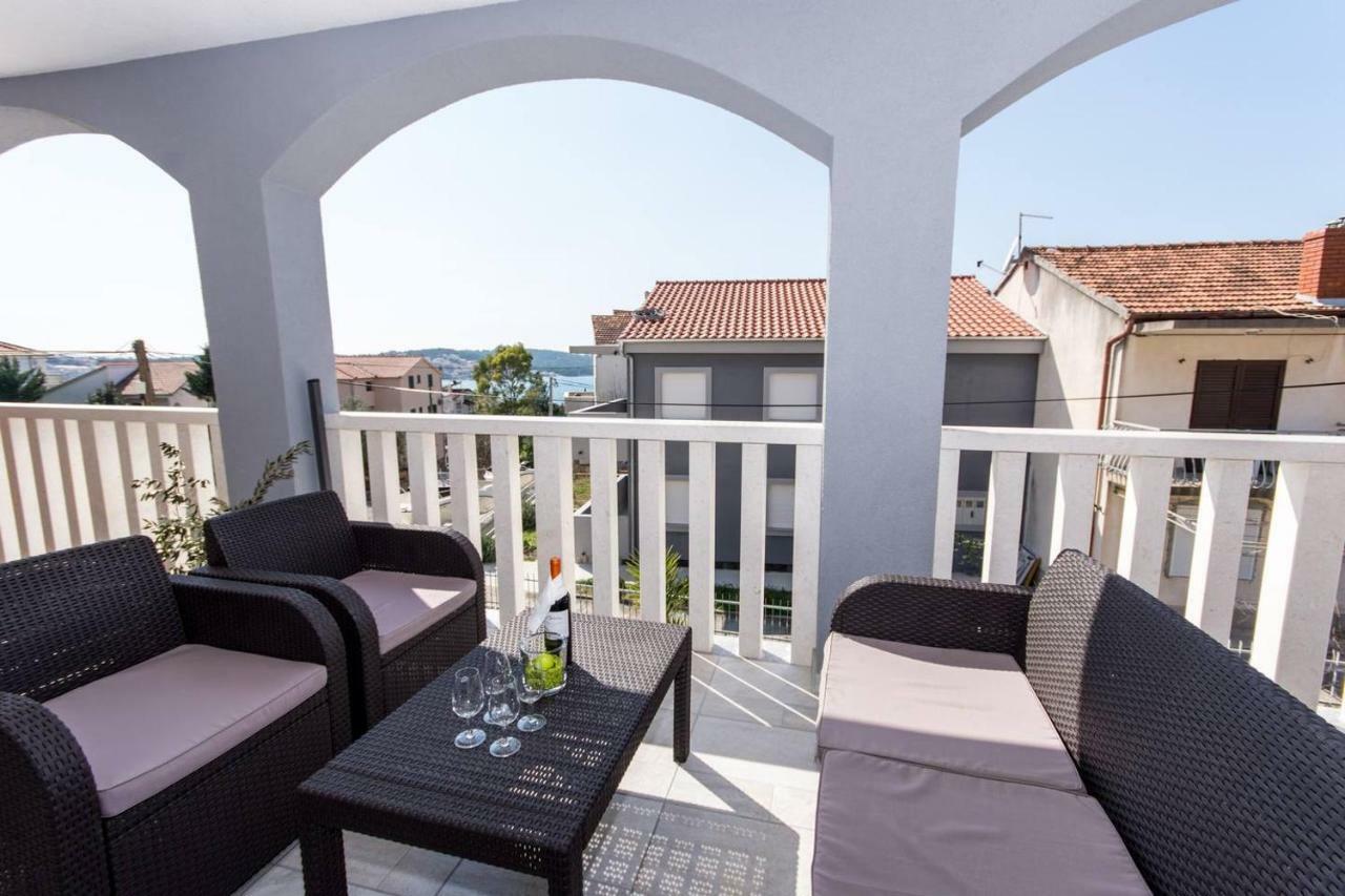 Villa Bozana Trogir Exterior photo