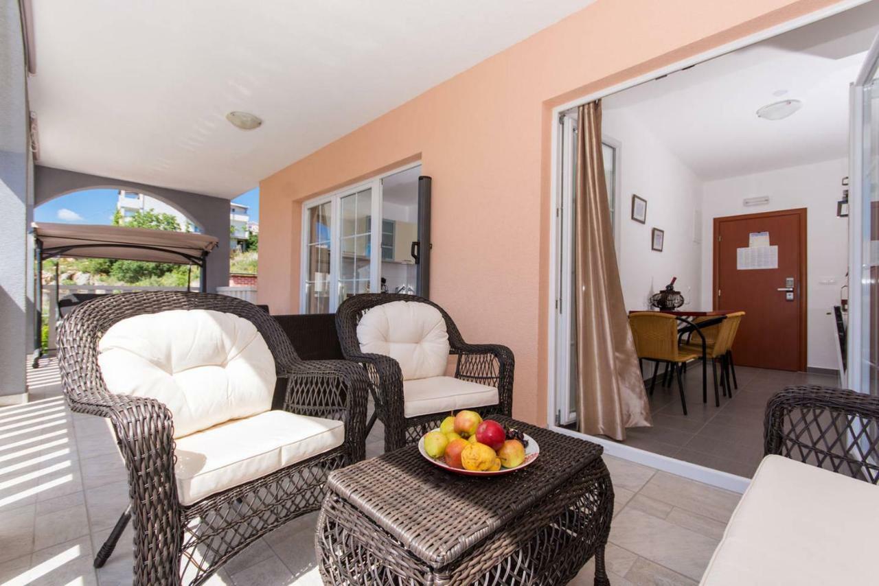 Villa Bozana Trogir Exterior photo